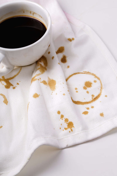 How to Remove Coffee Stains From Cups: Life Hacks